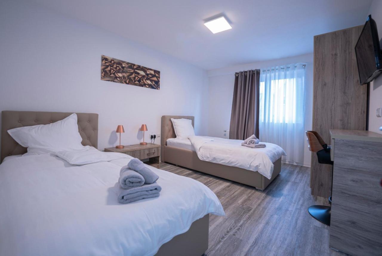 Village Bistro & Bar Fremdenzimmer Dettingen an der Erms Екстер'єр фото