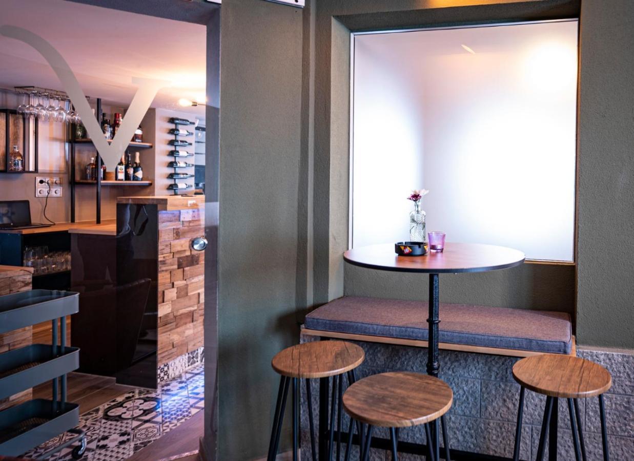 Village Bistro & Bar Fremdenzimmer Dettingen an der Erms Екстер'єр фото