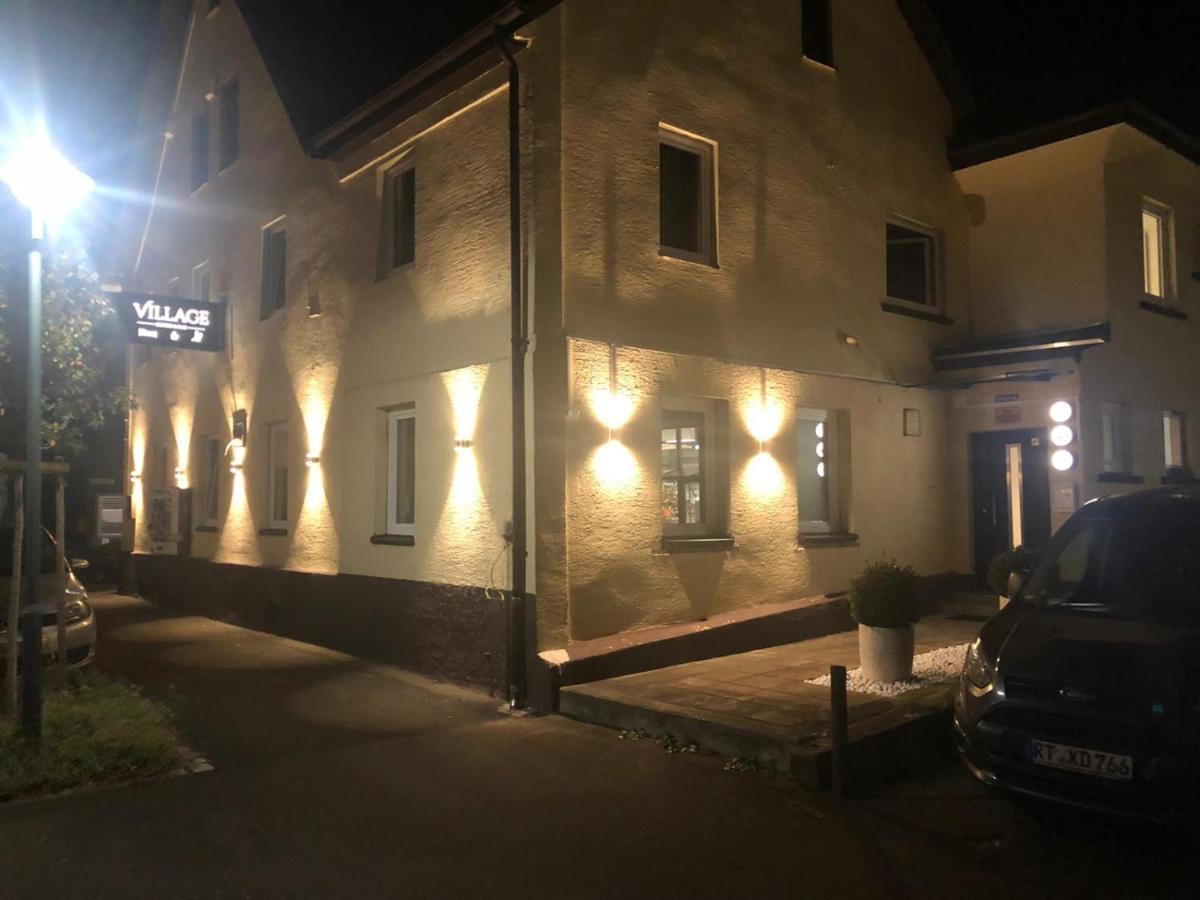 Village Bistro & Bar Fremdenzimmer Dettingen an der Erms Екстер'єр фото